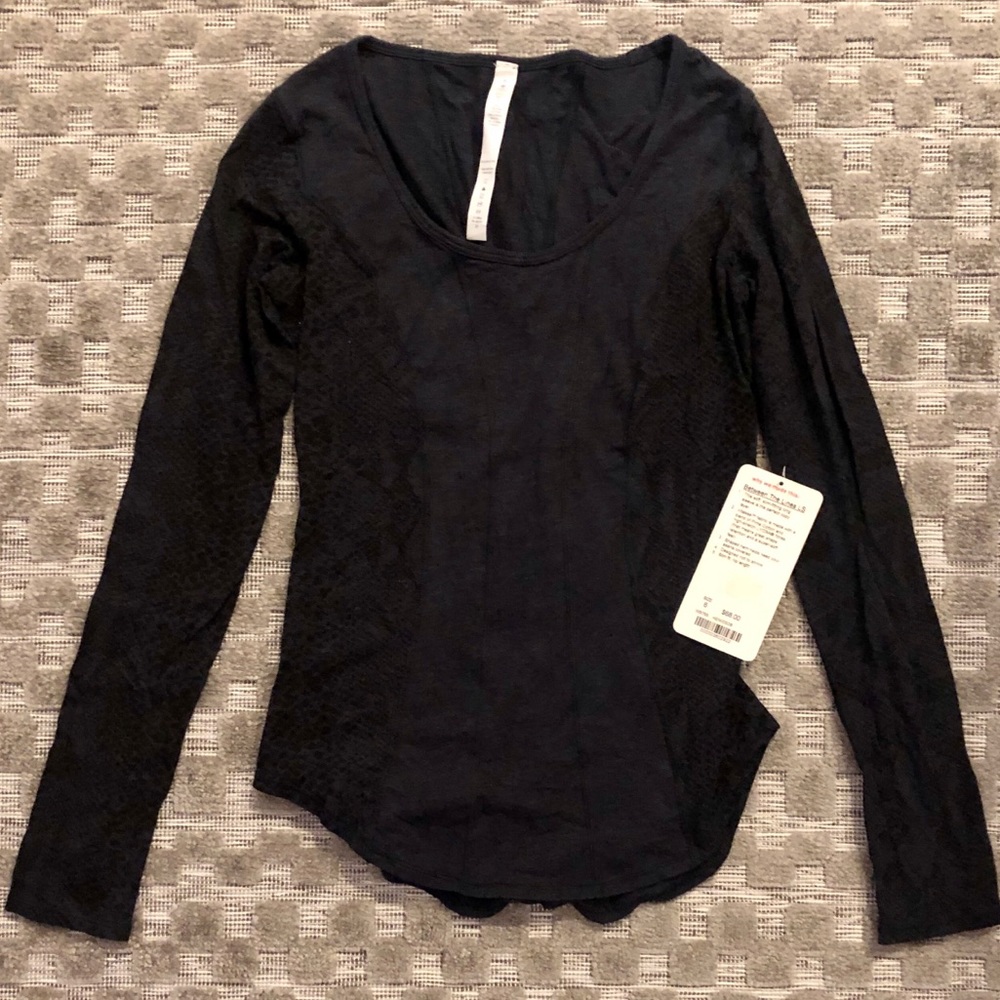 Lululemon Between The Lines Long Sleeve